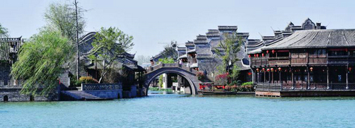 強(qiáng)強(qiáng)聯(lián)手，鼎足中原 河南省朱仙鎮(zhèn)房地產(chǎn)開發(fā)及文化旅游項(xiàng)目簽約暨開發(fā)策劃解析
